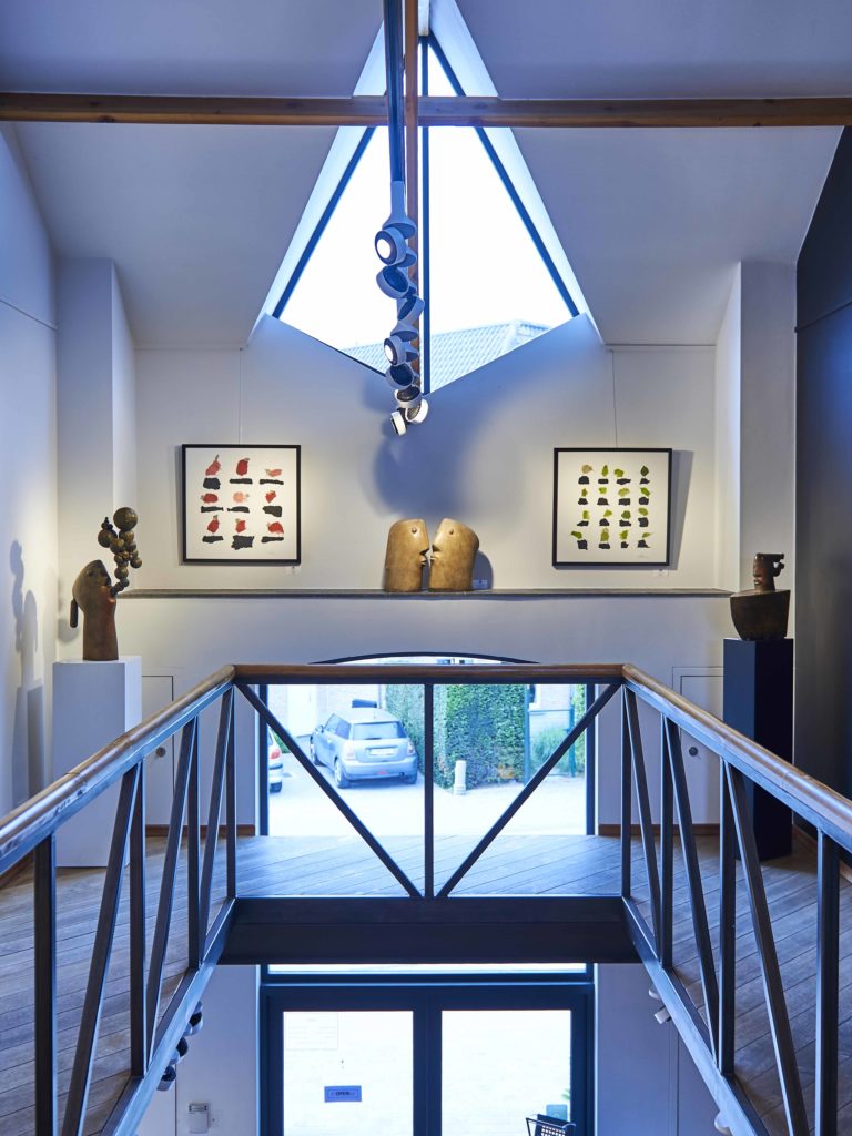 éclairage dans la gallerie d'art HOres