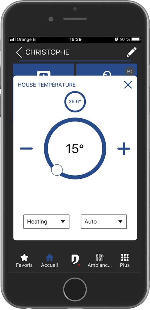 smartphone met DomintellPilot-toepassing temperatuurinstellingsscherm